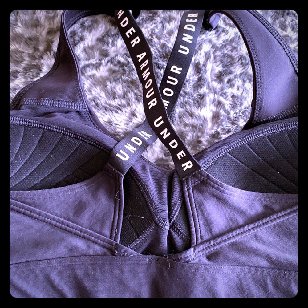 Sports bra